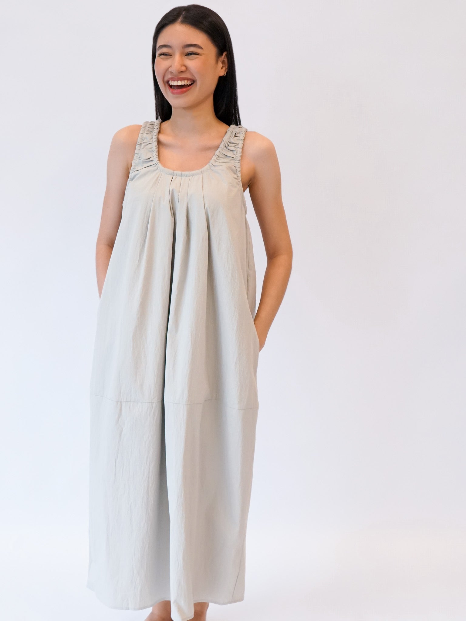 U-neck Balloon Maxi Dress