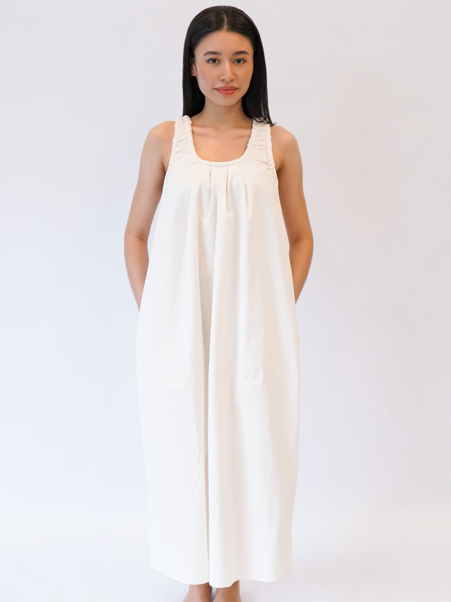 U-neck Balloon Maxi Dress
