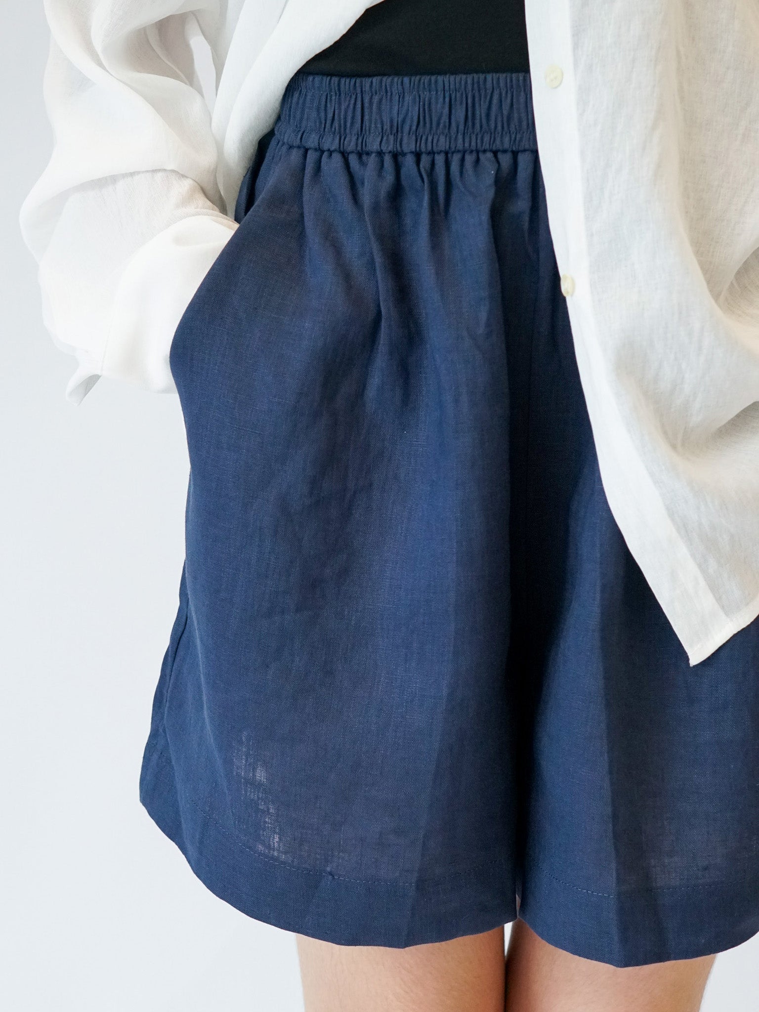 Linen Elastic Shorts